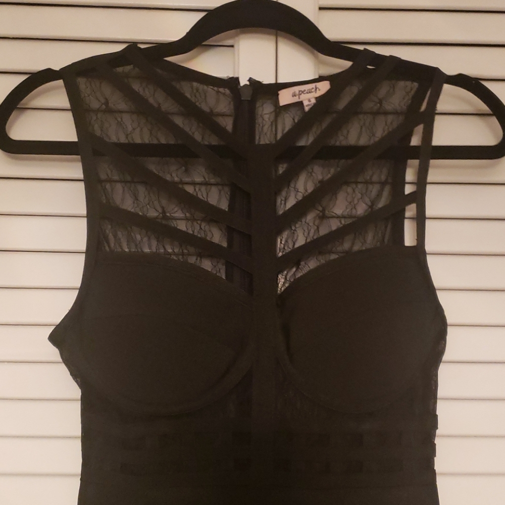 Dress - Picture 2 of 3